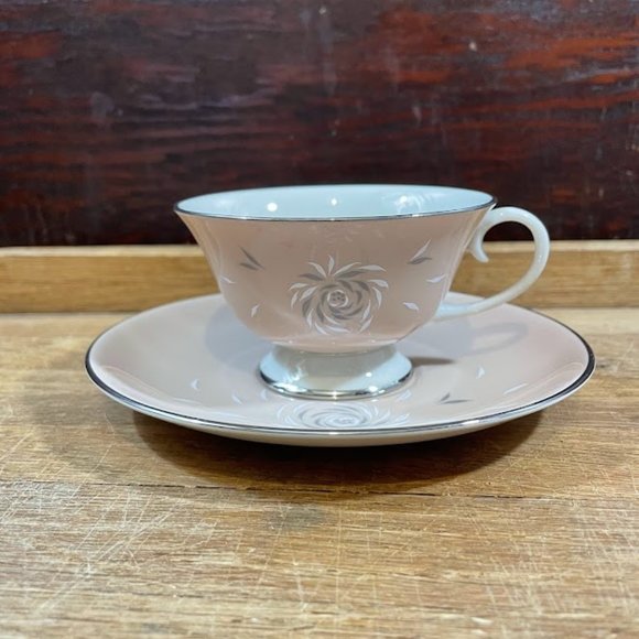 Flintridge China Cup and Saucer Daybreak Tan Grey White Platinum Edge Vintage CA - Picture 1 of 7